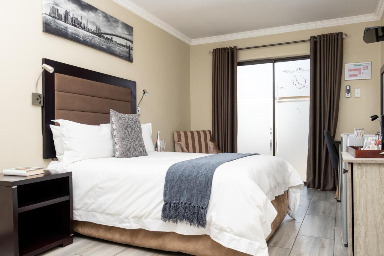 Q'S Boutique Stay Standerton المظهر الخارجي الصورة