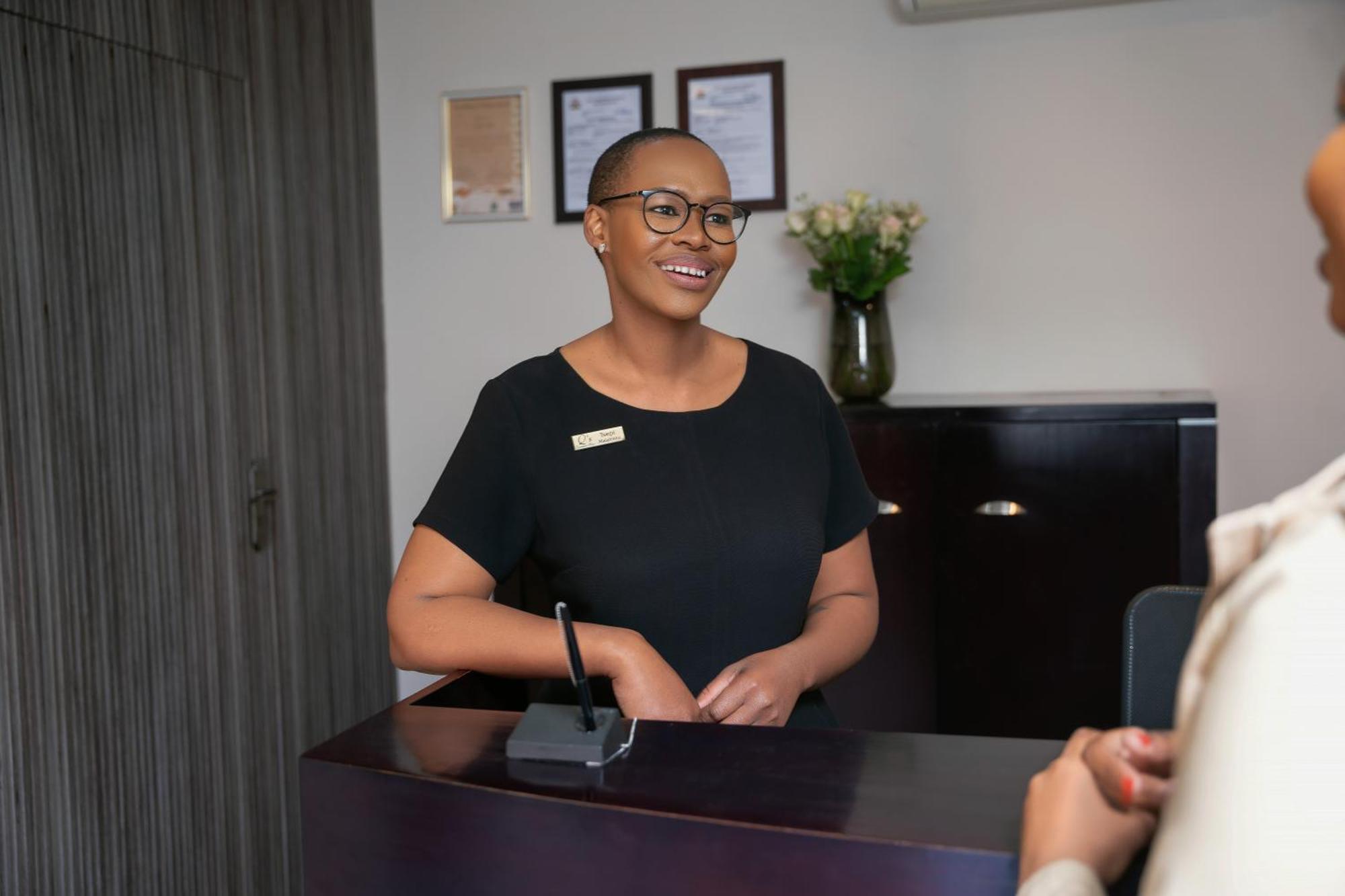 Q'S Boutique Stay Standerton المظهر الخارجي الصورة